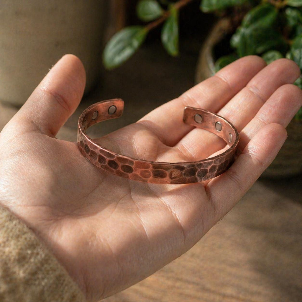 Hammered Copper Cuff Bracelet, Vintage Style, Adjustable Unisex Wristband, Magnetic Therapy