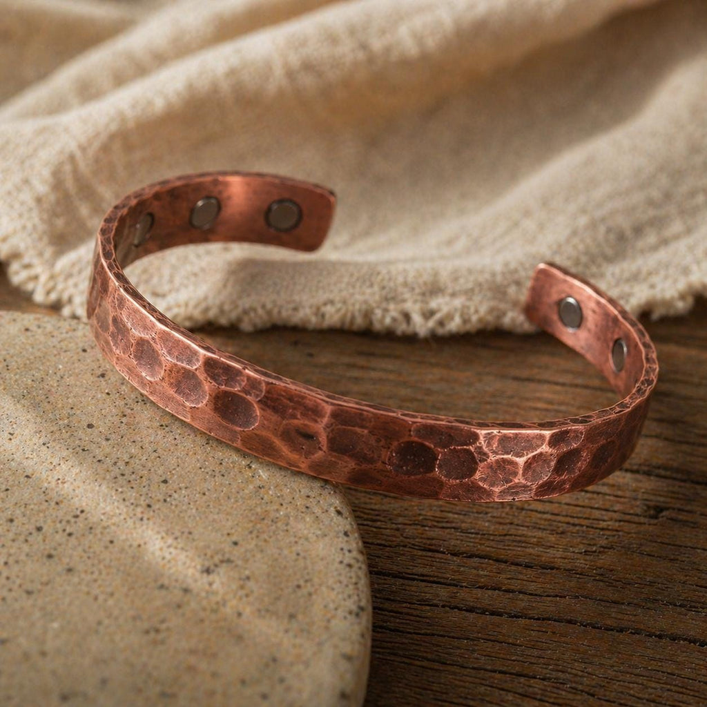 Hammered Copper Cuff Bracelet, Vintage Style, Adjustable Unisex Wristband, Magnetic Therapy