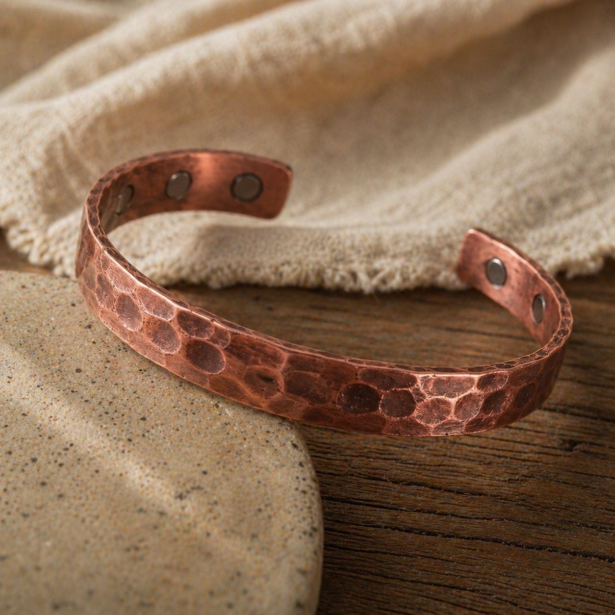 Hammered Copper Cuff Bracelet, Vintage Style, Adjustable Unisex Wristband, Magnetic Therapy